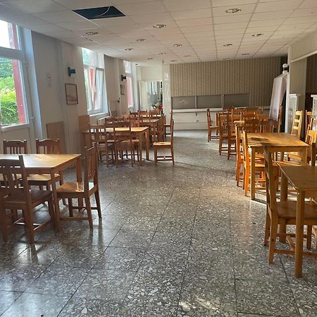 Tifani Szallo Hotel Balatonlelle Luaran gambar